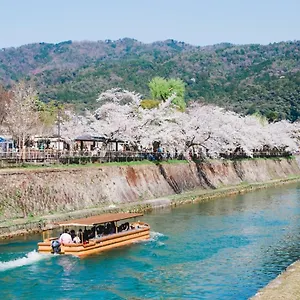 Sakura Fuga Apartahotel
